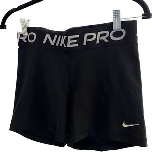 Nike Pro Shorts Black - NEW WITHOUT TAGS